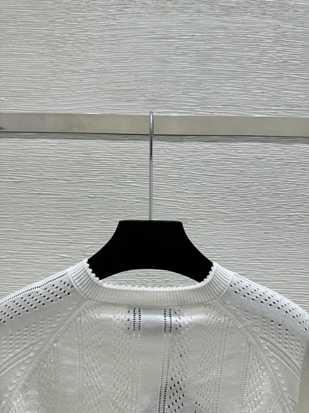 🆕家🆕 春夏新款 纯色镂空简约圆领针织短袖开衫颜色：白色 尺码：36.38.40