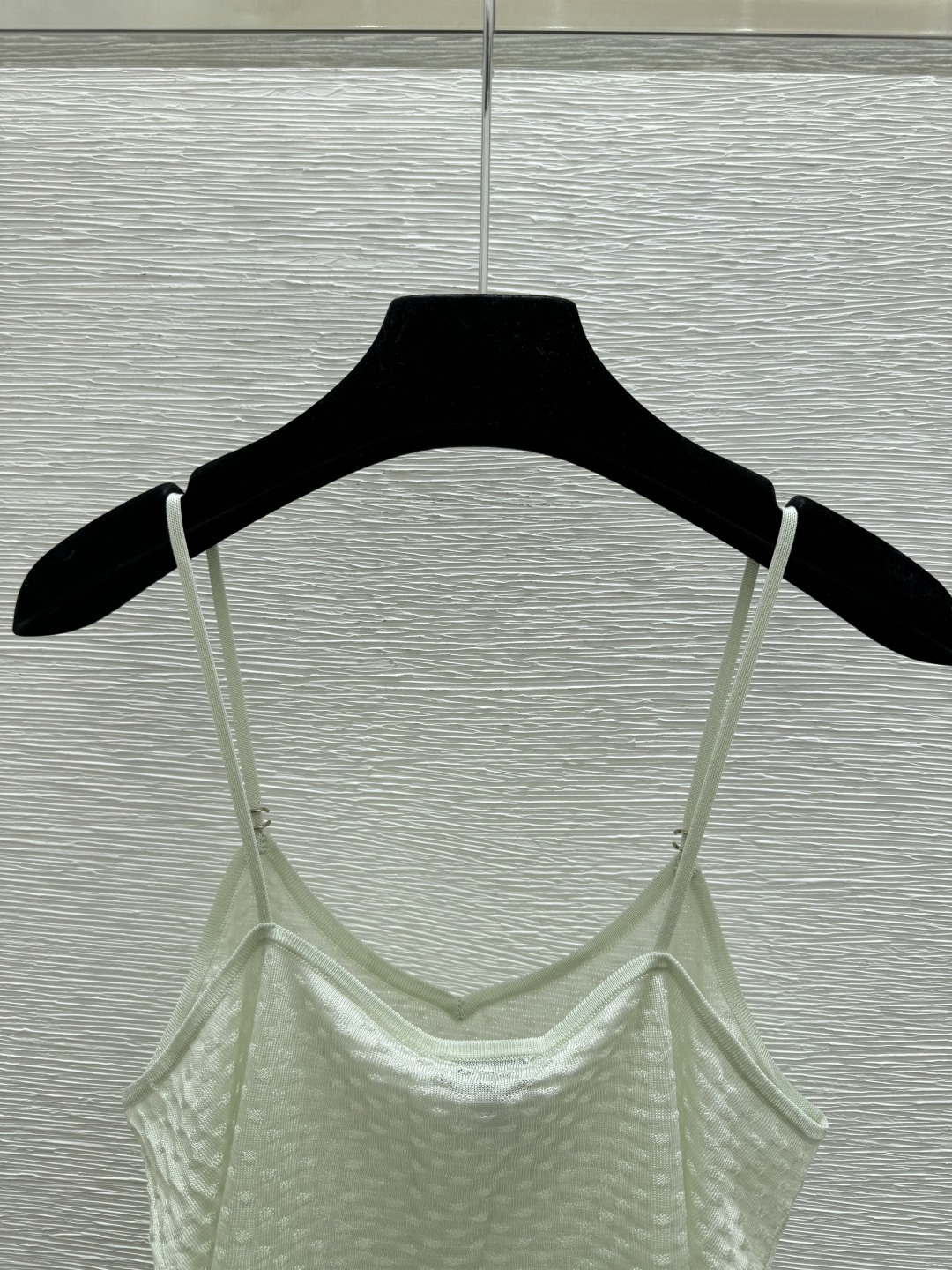 🆕CH家🆕 春夏新款 纯色简约针织吊带颜色：绿色 浅绿尺码：36.38.40