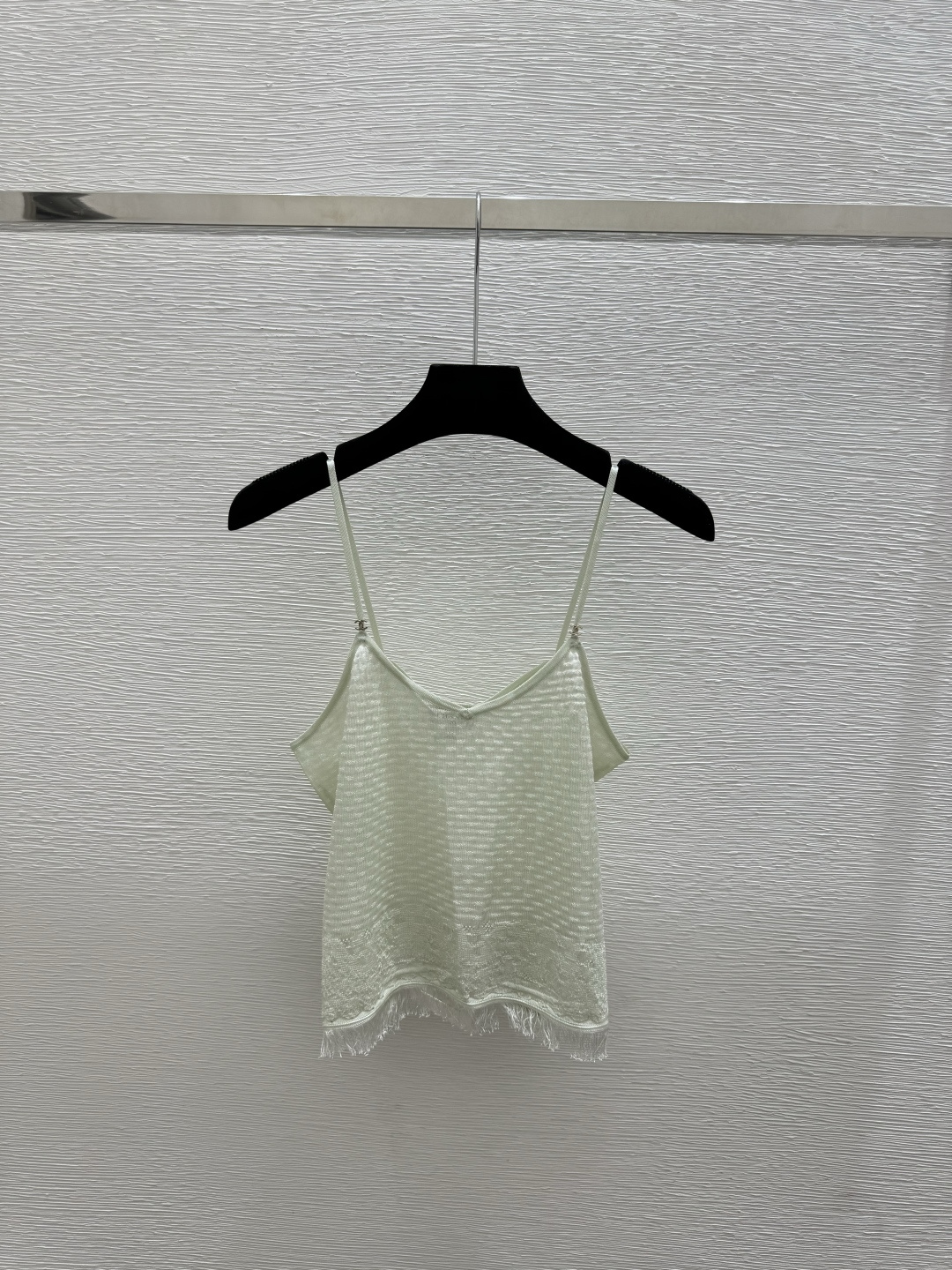 🆕CH家🆕 春夏新款 纯色简约针织吊带颜色：绿色 浅绿尺码：36.38.40