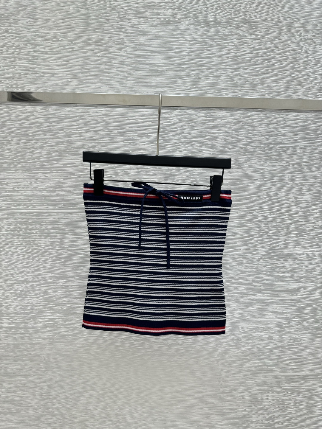 🆕M家🆕 春夏新款 撞色条纹简约针织抹胸颜色：粉色 黑色尺码：36.38.40