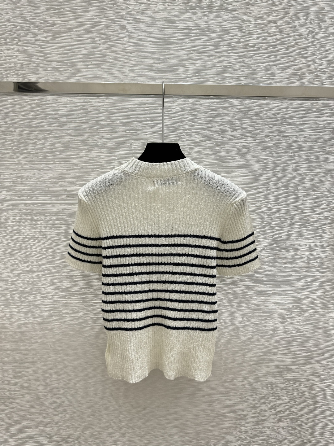 🆕D家🆕 春夏新款 撞色条纹字母圆领针织短袖颜色：白色 蓝色 宝蓝尺码：36.38.40