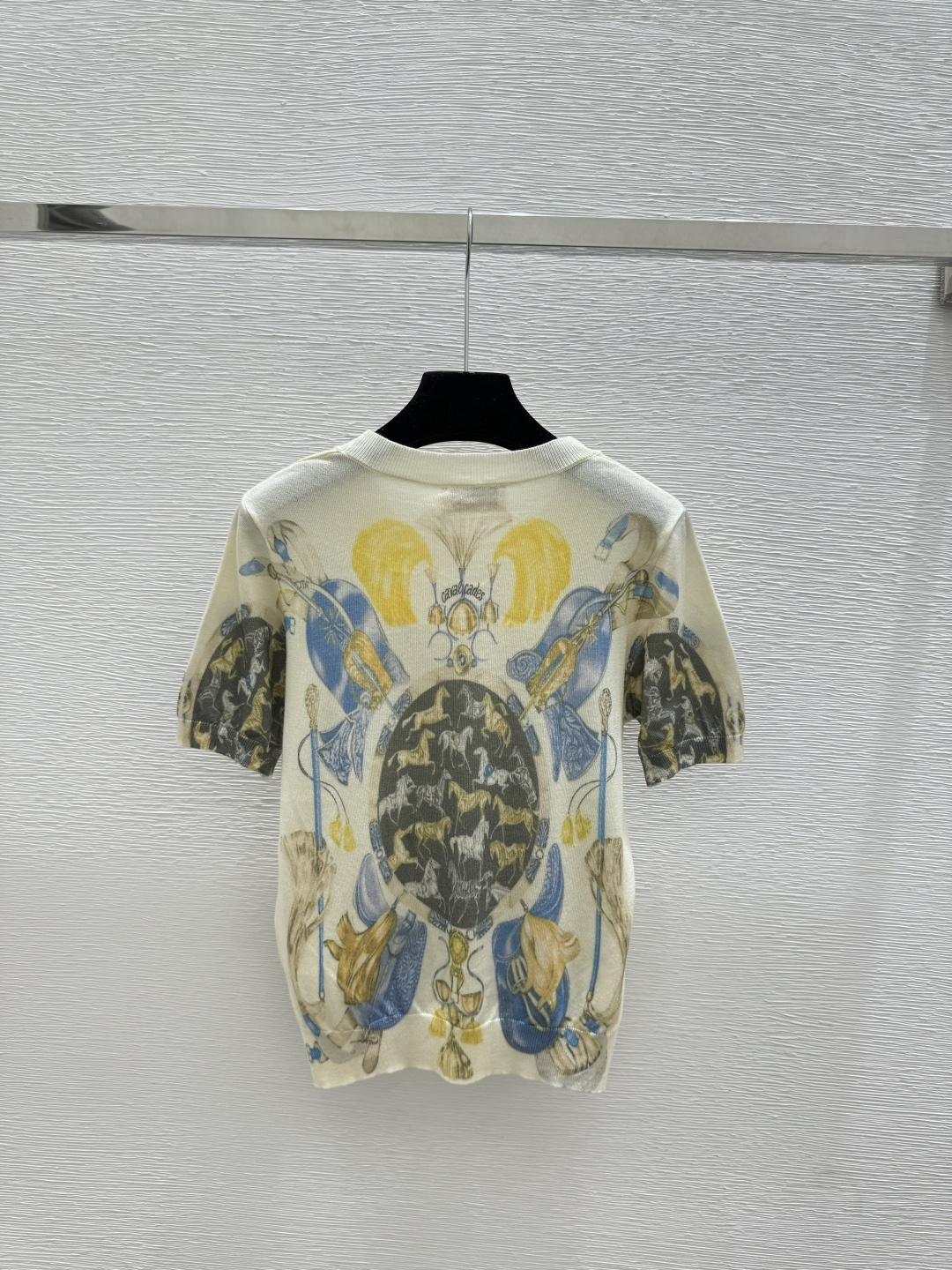 🆕HE家🆕 春夏新款 撞色简约圆领针织短袖颜色：黄色 蓝色尺码：36.38.40