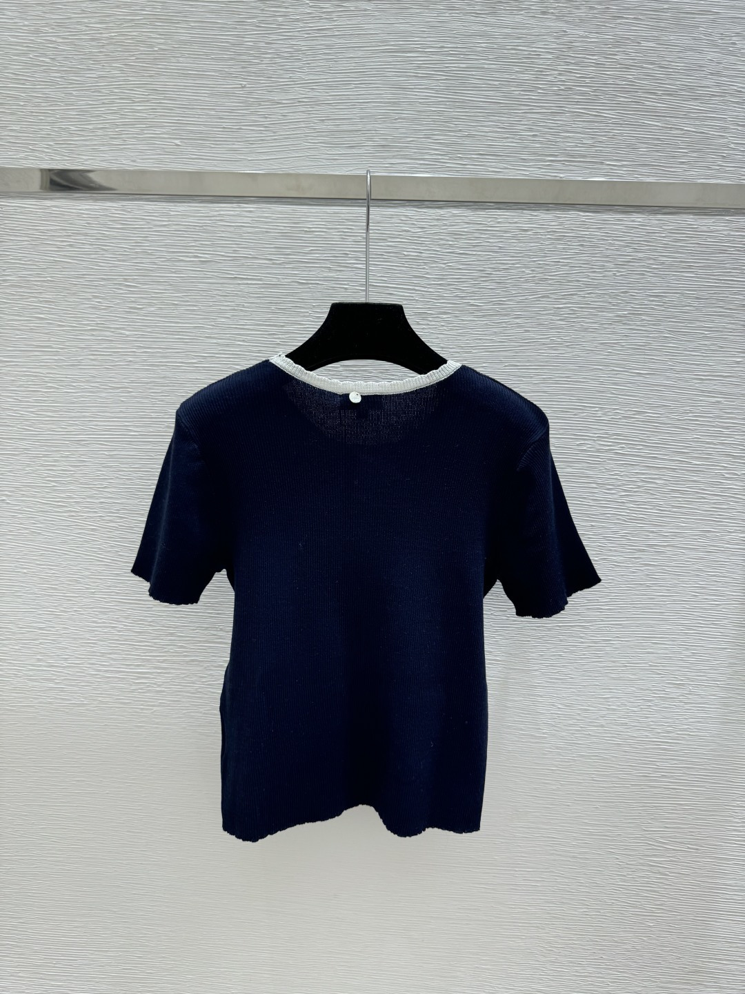 🆕CH家🆕 春夏新款 撞色简约圆领针织短袖颜色：白色 宝蓝尺码：36.38.40