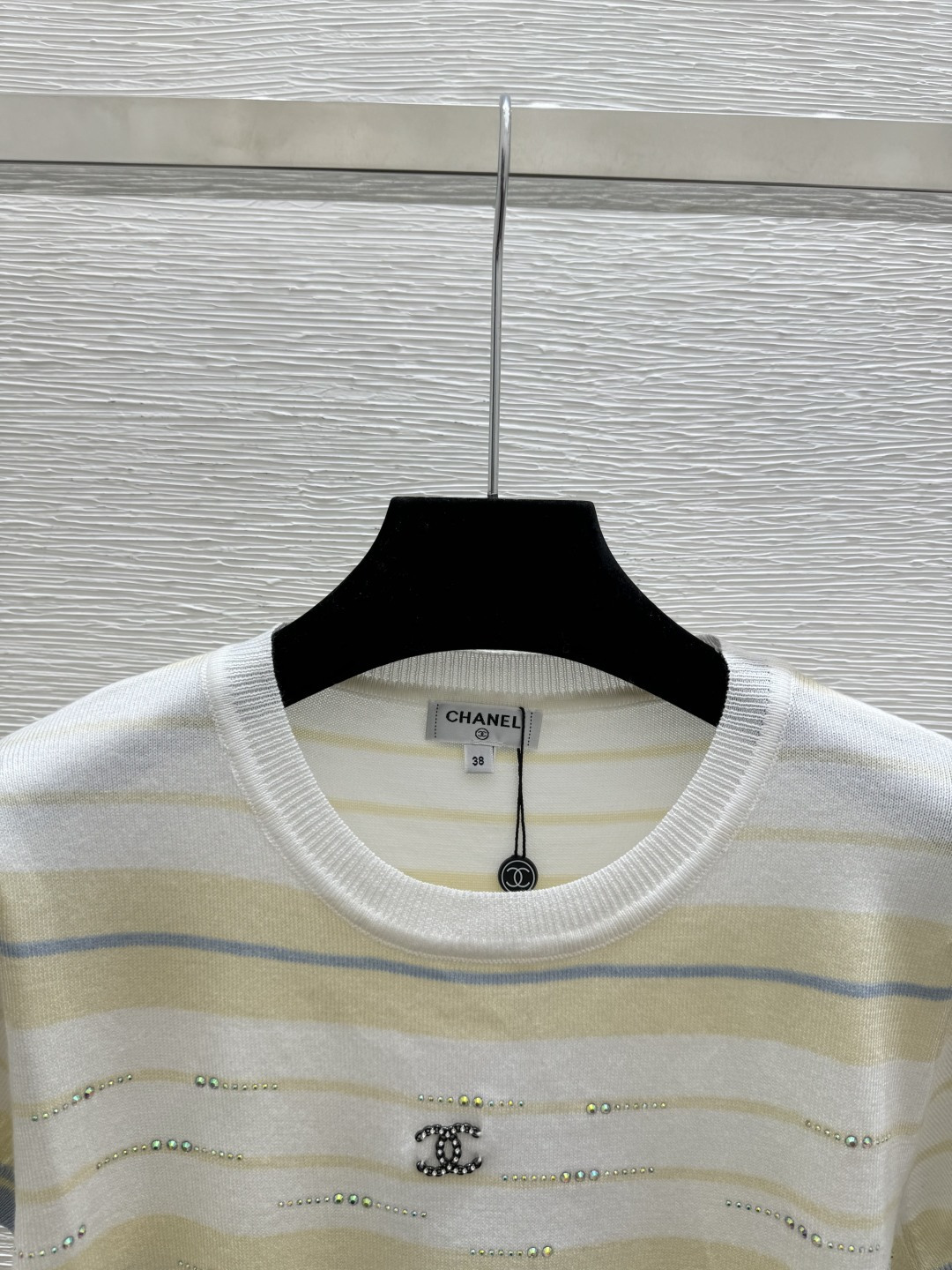 🆕CH家🆕 春夏新款 撞色条纹烫钻圆领针织短袖颜色：黄色尺码：36.38.40