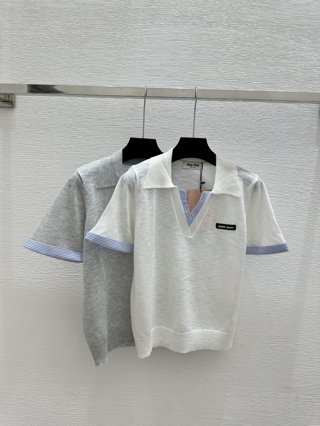 🆕M家🆕 春夏新款 撞色翻领针织短袖颜色：白色 灰色尺码：36.38.40