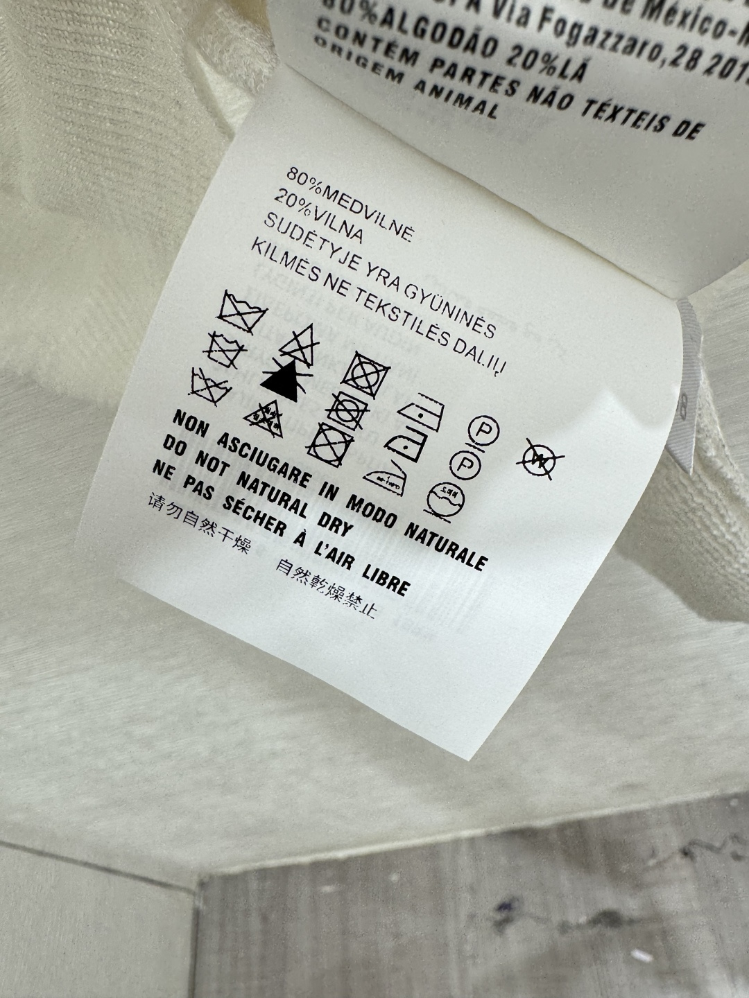 🆕M家🆕 春夏新款 撞色翻领针织短袖颜色：白色 灰色尺码：36.38.40