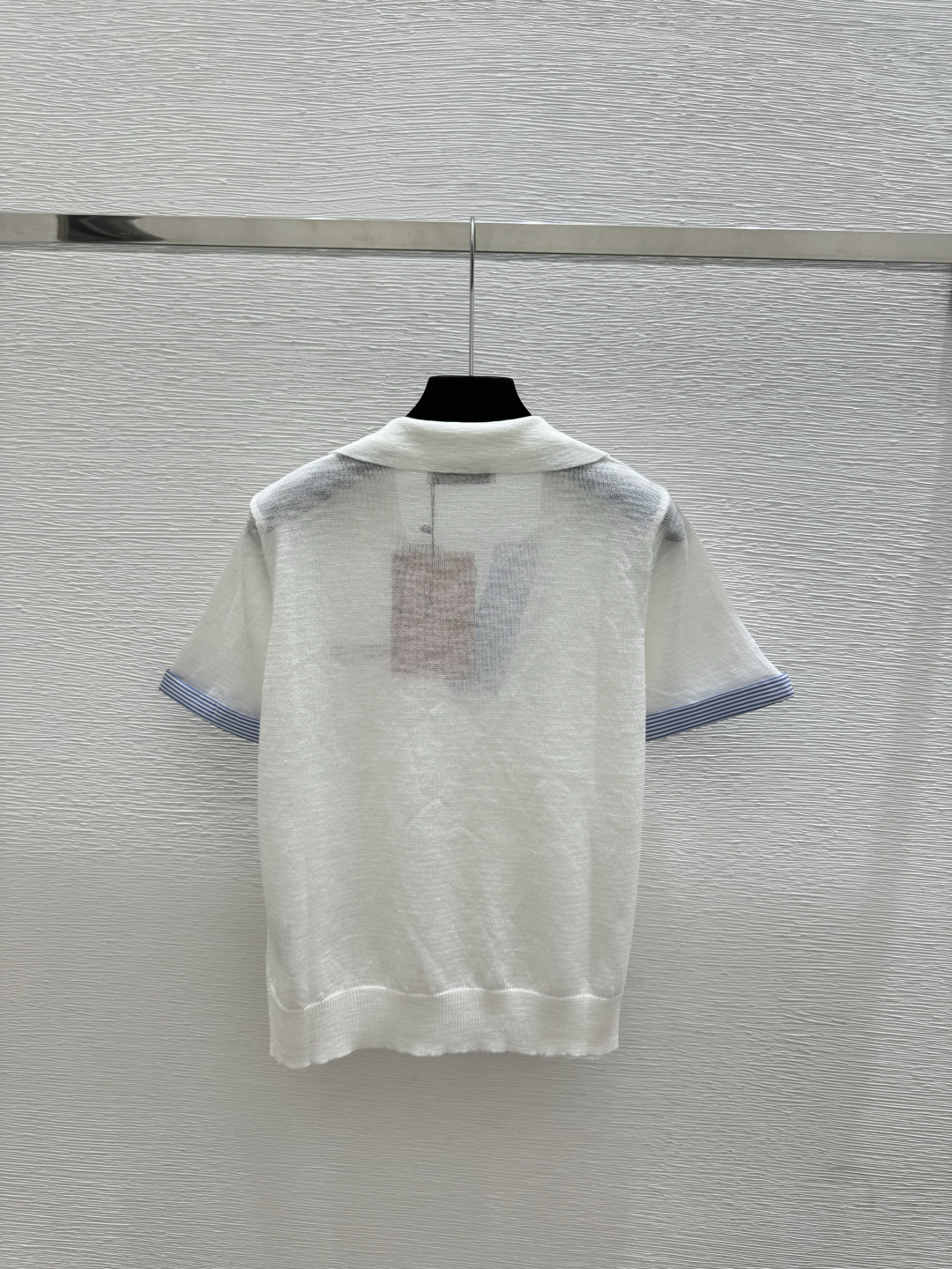 🆕M家🆕 春夏新款 撞色翻领针织短袖颜色：白色 灰色尺码：36.38.40