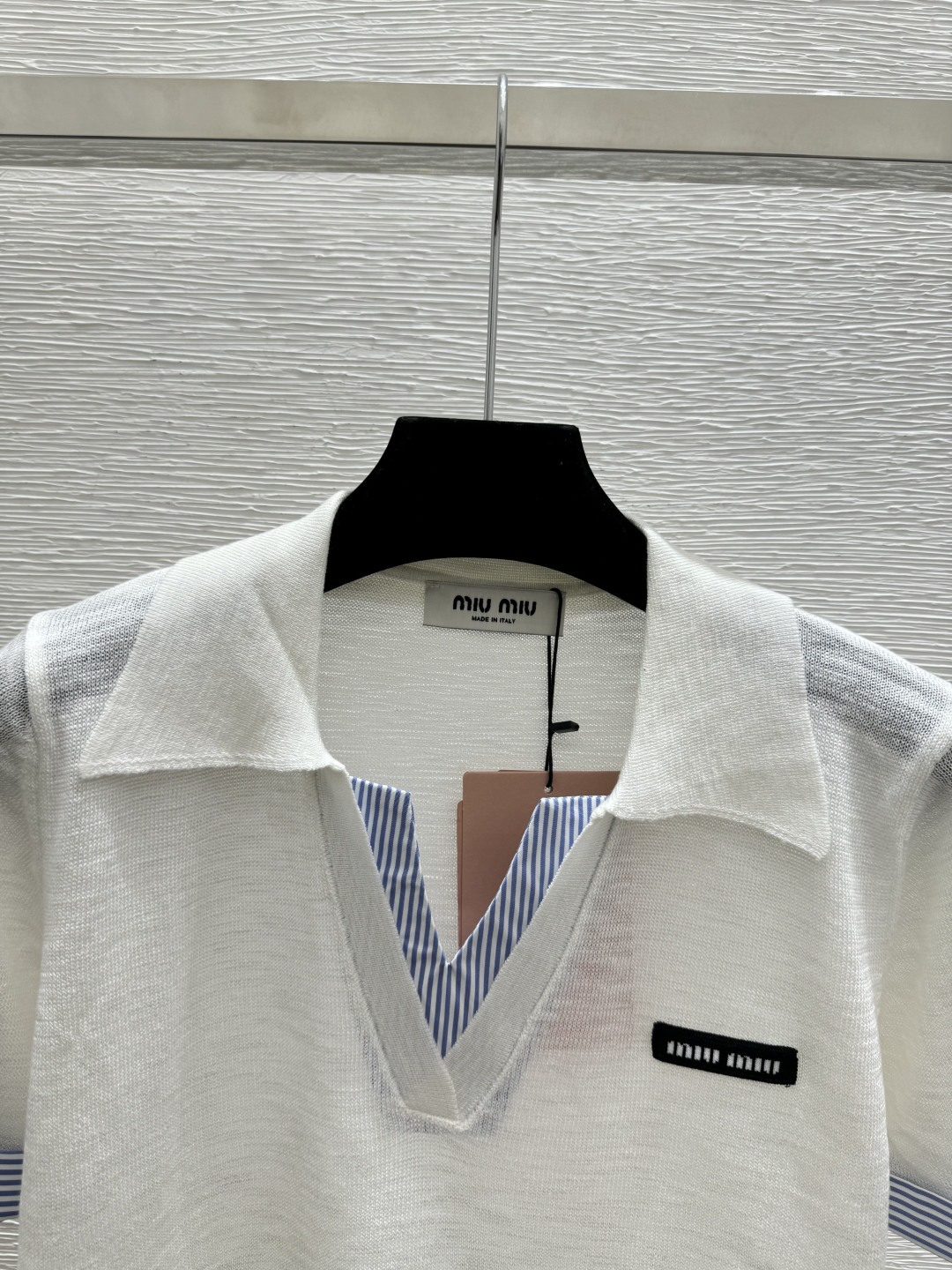 🆕M家🆕 春夏新款 撞色翻领针织短袖颜色：白色 灰色尺码：36.38.40