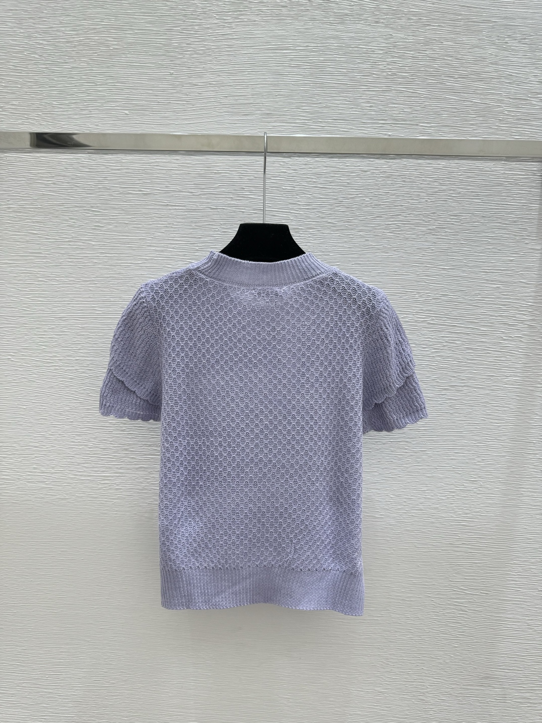 🆕CH家🆕 春夏新款 纯色珠片简约圆领针织短袖颜色：白色 紫色尺码：36.38.40