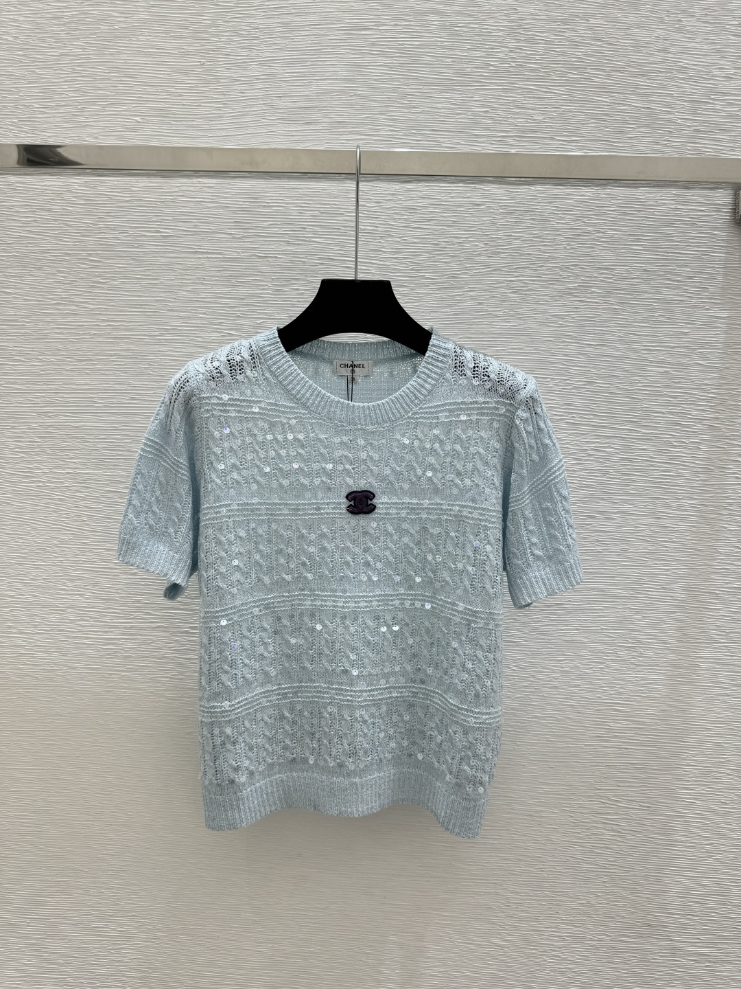 🆕CH家🆕 春夏新款 纯色珠片镂空圆领针织 短袖颜色：白色 黄色 蓝色尺码：36.38.40