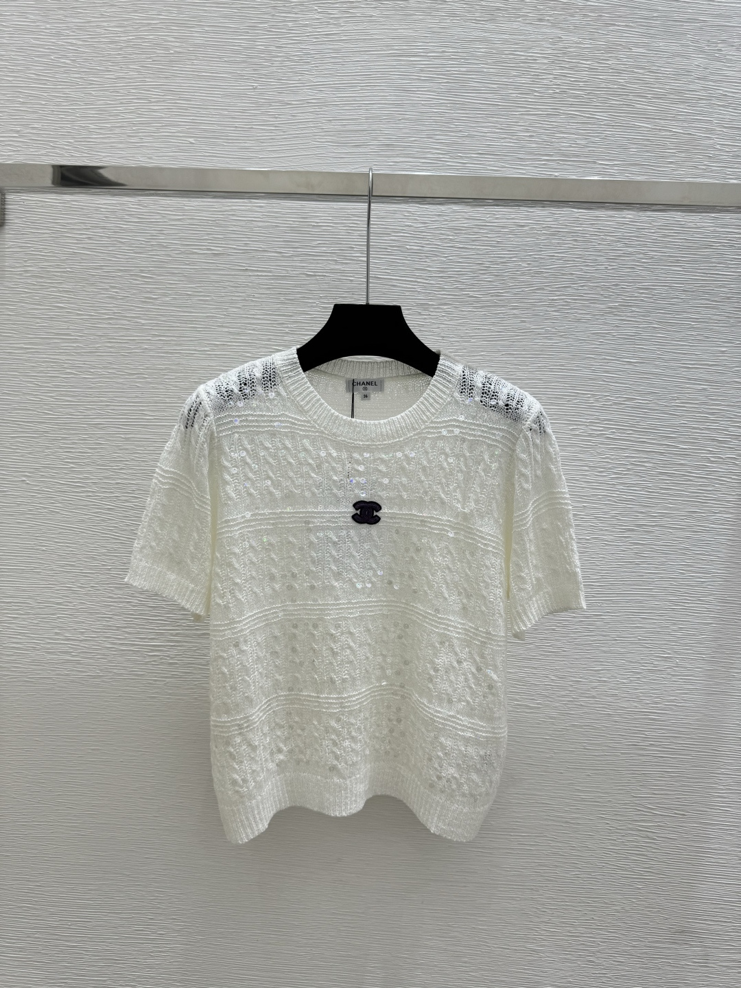 🆕CH家🆕 春夏新款 纯色珠片镂空圆领针织 短袖颜色：白色 黄色 蓝色尺码：36.38.40