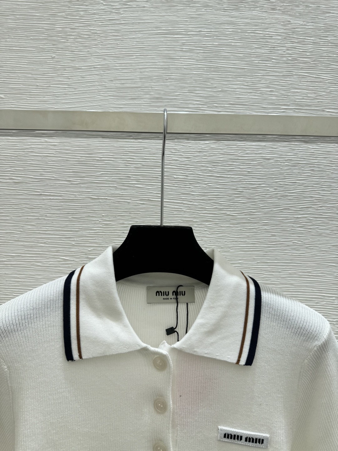 🆕M家🆕 春夏新款 撞色翻领简约针织短袖颜色：白色 宝蓝尺码：36.38.40