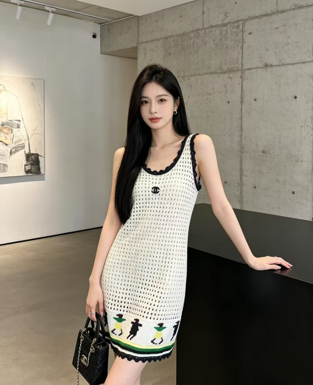 🆕CH家🆕 春夏新款 撞色简约镂空圆领针织背心裙颜色：白色尺码：36.38.40