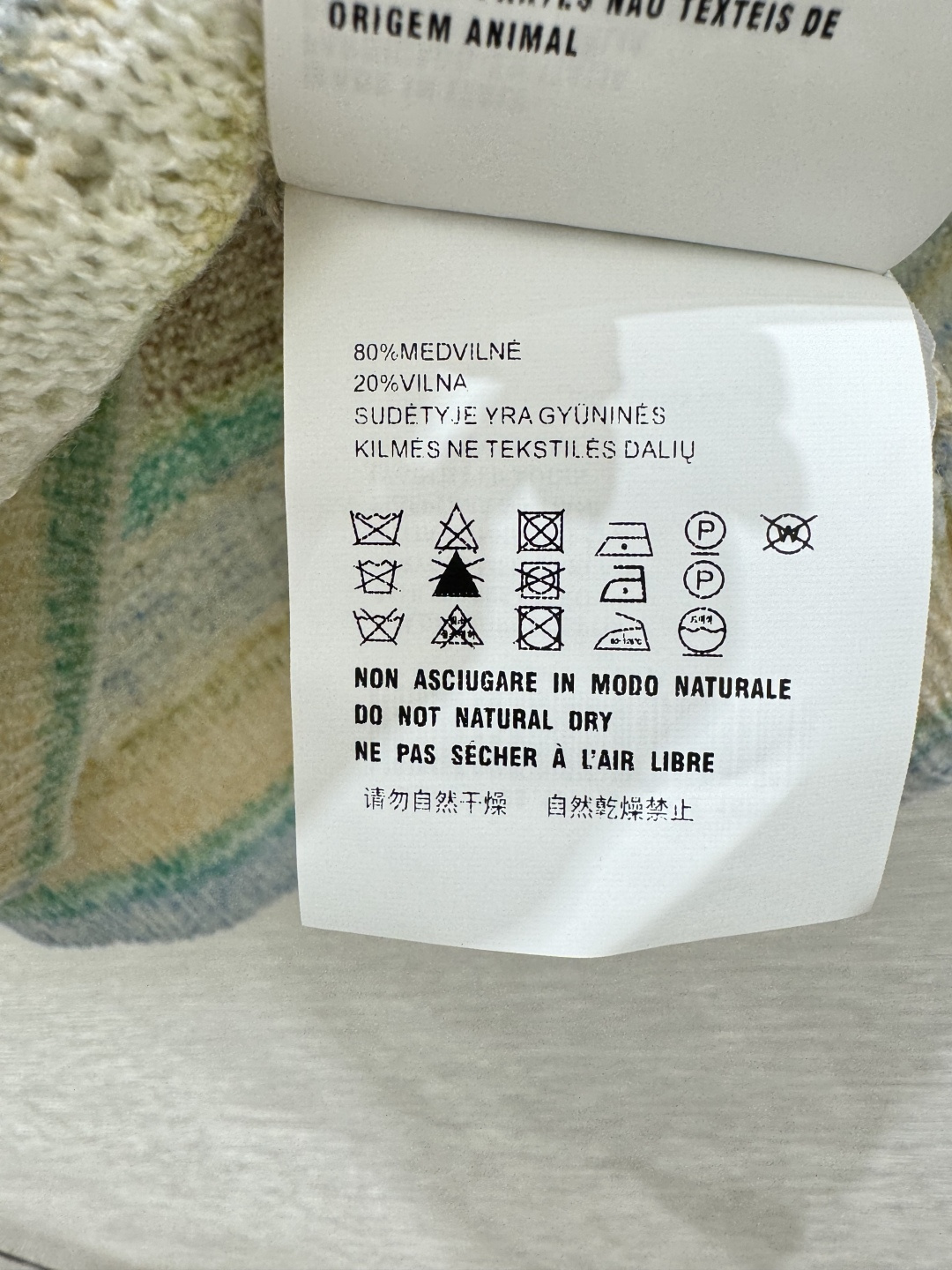 🆕M家🆕 春夏新款 撞色蝴蝶结钉珠圆领针织短袖开衫颜色：黄色 蓝色尺码：36.38.40