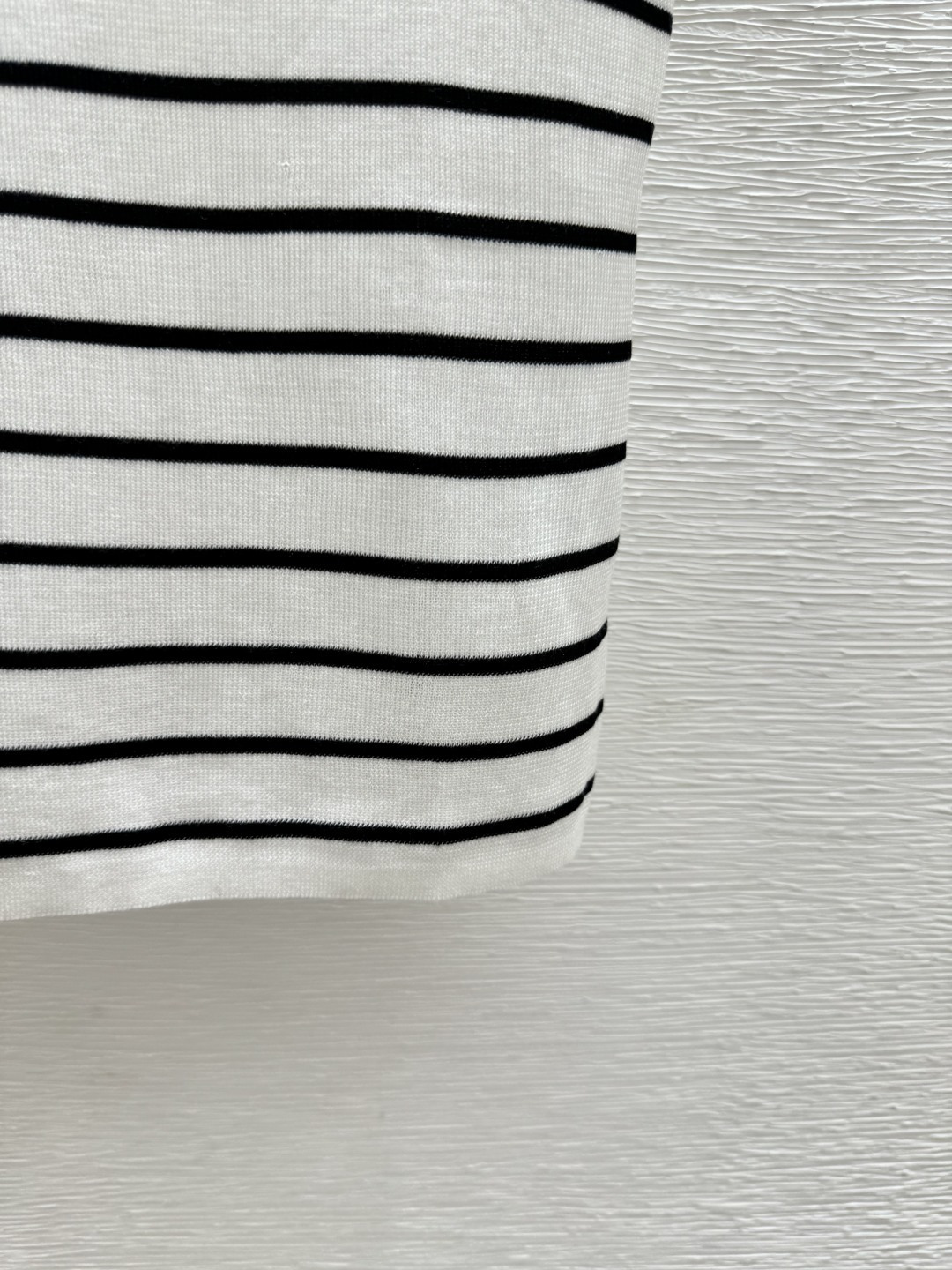 🆕M家🆕 春夏新款 撞色条纹圆领针织短袖颜色：白色 黑色尺码：36.38.40