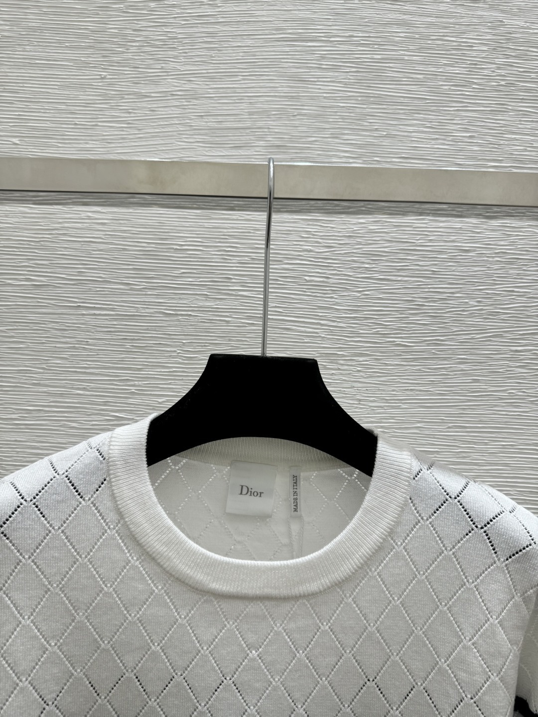 🆕D家🆕 春夏新款 撞色条纹菱格镂空圆领针织长袖颜色：白色 宝蓝尺码：36.38.40