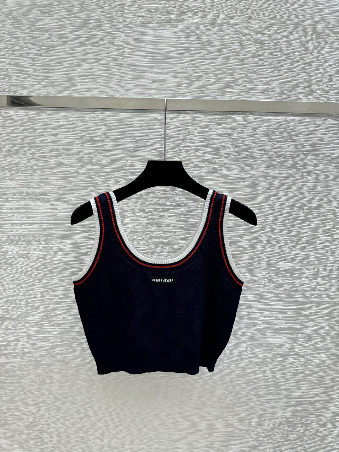 🆕M家🆕 春夏新款 撞色简约圆领针织背心颜色：白色 宝蓝尺码：36.38.40