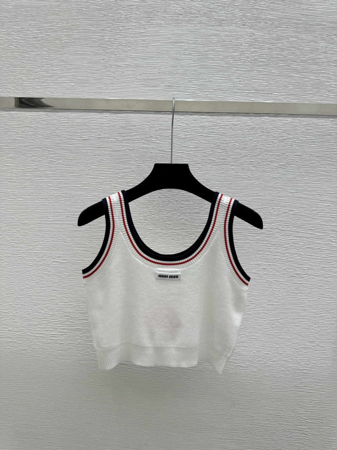 🆕M家🆕 春夏新款 撞色简约圆领针织背心颜色：白色 宝蓝尺码：36.38.40