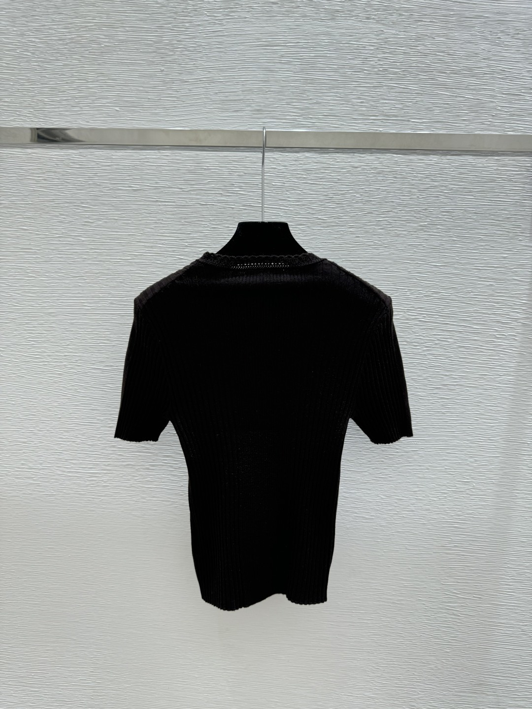 🆕M家🆕 春夏新款 纯色简约圆领针织短袖颜色：白色 咖啡尺码：36.38.40