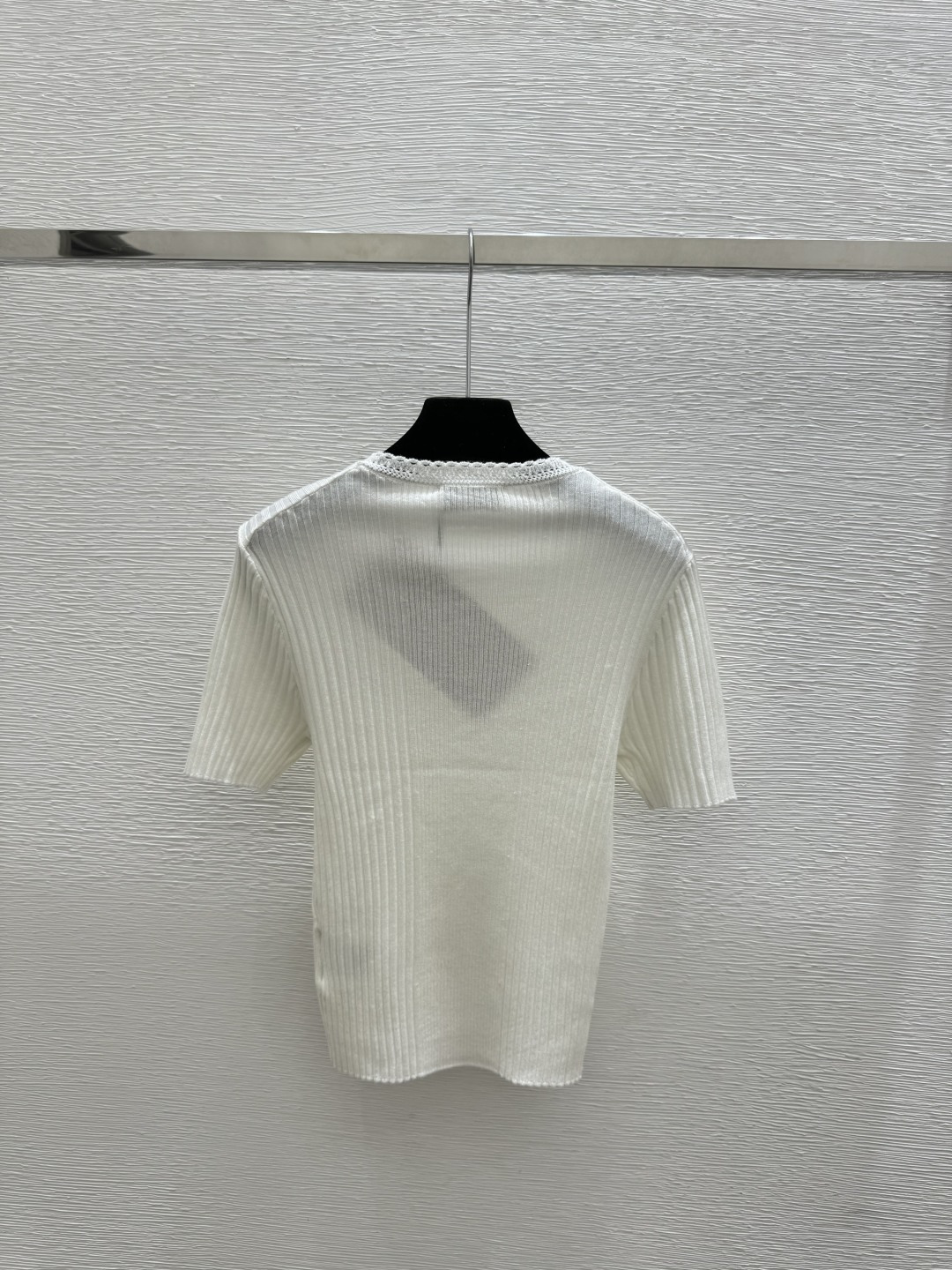 🆕M家🆕 春夏新款 纯色简约圆领针织短袖颜色：白色 咖啡尺码：36.38.40