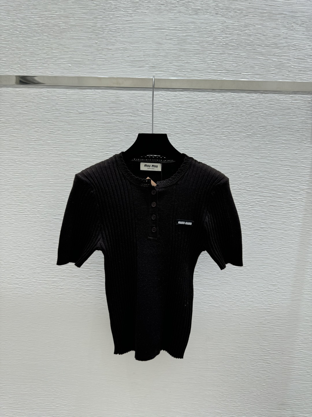 🆕M家🆕 春夏新款 纯色简约圆领针织短袖颜色：白色 咖啡尺码：36.38.40