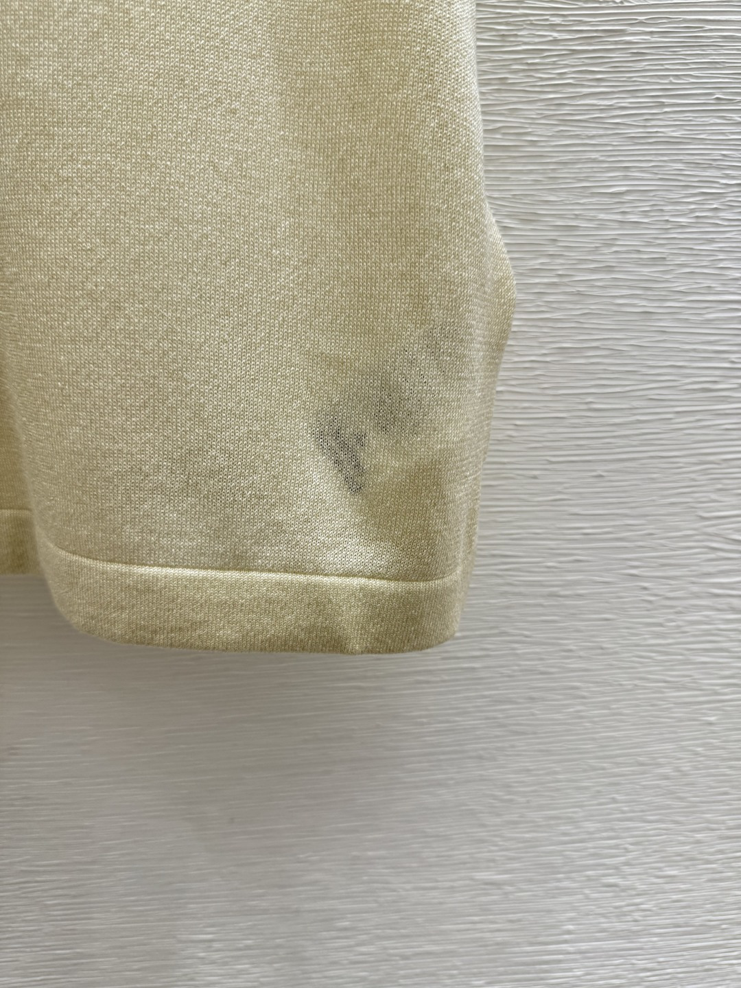 🆕VI家🆕 春夏新款 纯色简约圆领针织短袖颜色：杏色 蓝色 黑色尺码：36.38.40