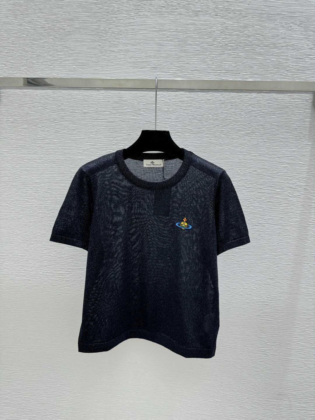 🆕VI家🆕 春夏新款 纯色简约圆领针织短袖颜色：杏色 蓝色 黑色尺码：36.38.40