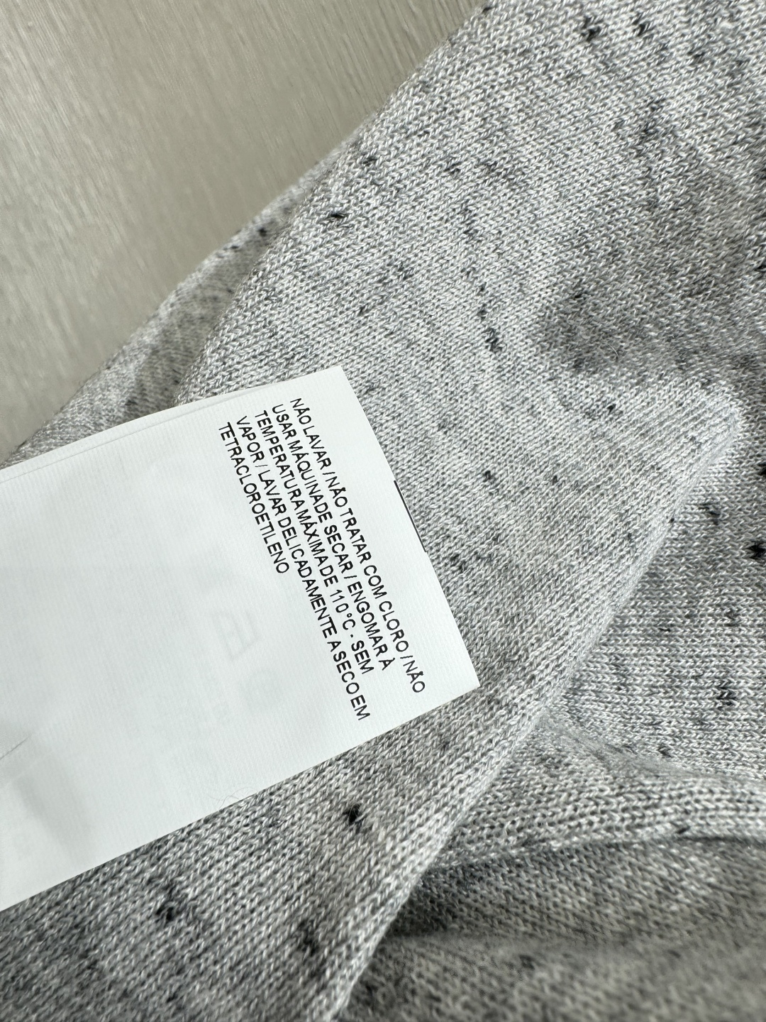 🆕Y家🆕 春夏新款 纯色简约高领针织背心颜色：浅灰 红色 深灰尺码：36.38.40