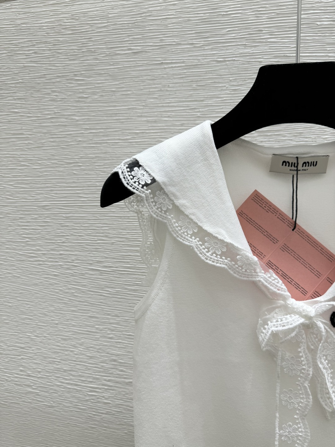 🆕M家🆕 春夏新款 纯色花边海军领针织背心颜色：白色尺码：36.38.40