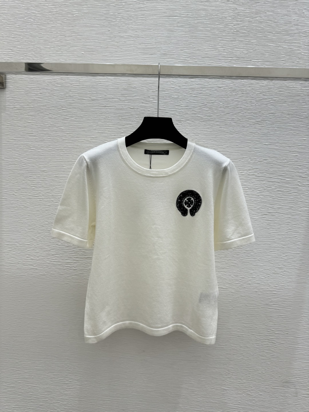 🆕克家🆕 春夏新款 纯色简约圆领针织短袖颜色：白色 黑色尺码：36.38.40