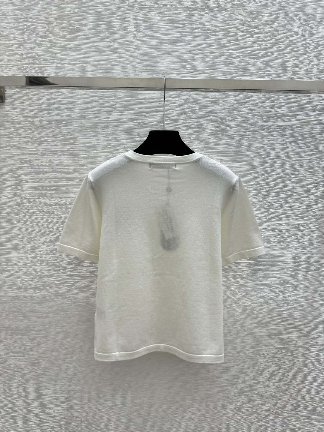 🆕克家🆕 春夏新款 纯色简约圆领针织短袖颜色：白色 黑色尺码：36.38.40