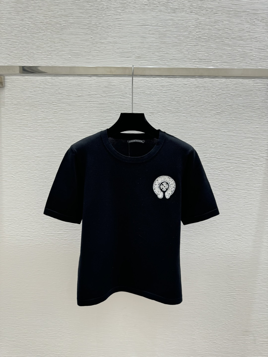 🆕克家🆕 春夏新款 纯色简约圆领针织短袖颜色：白色 黑色尺码：36.38.40