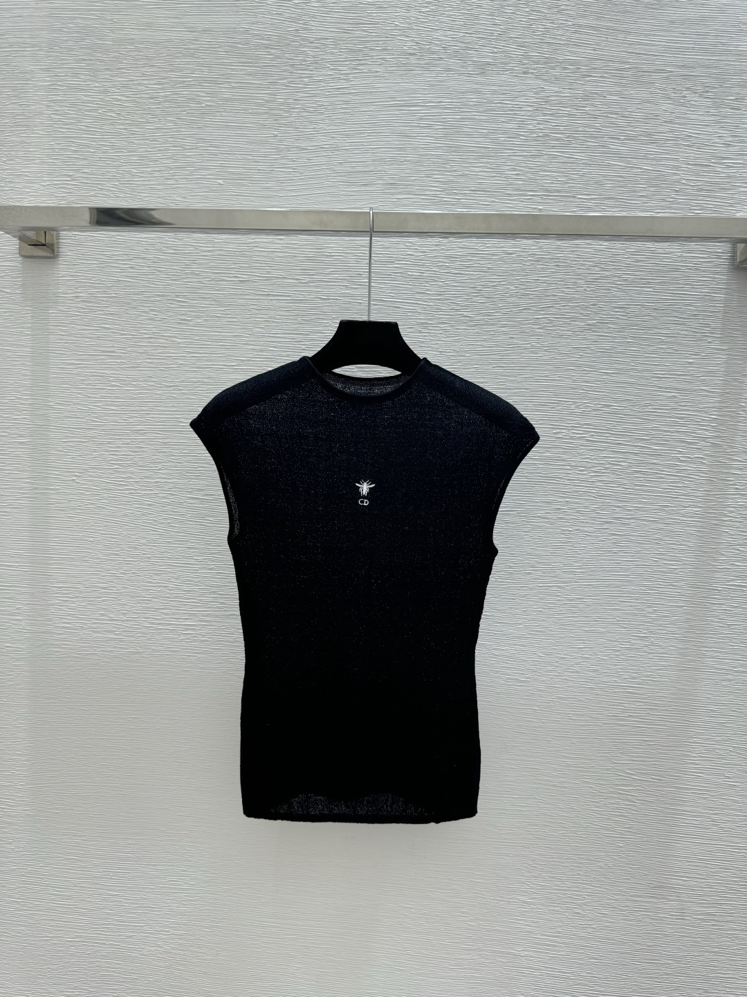 Dior D家 春夏新款 纯色简约圆领针织背心