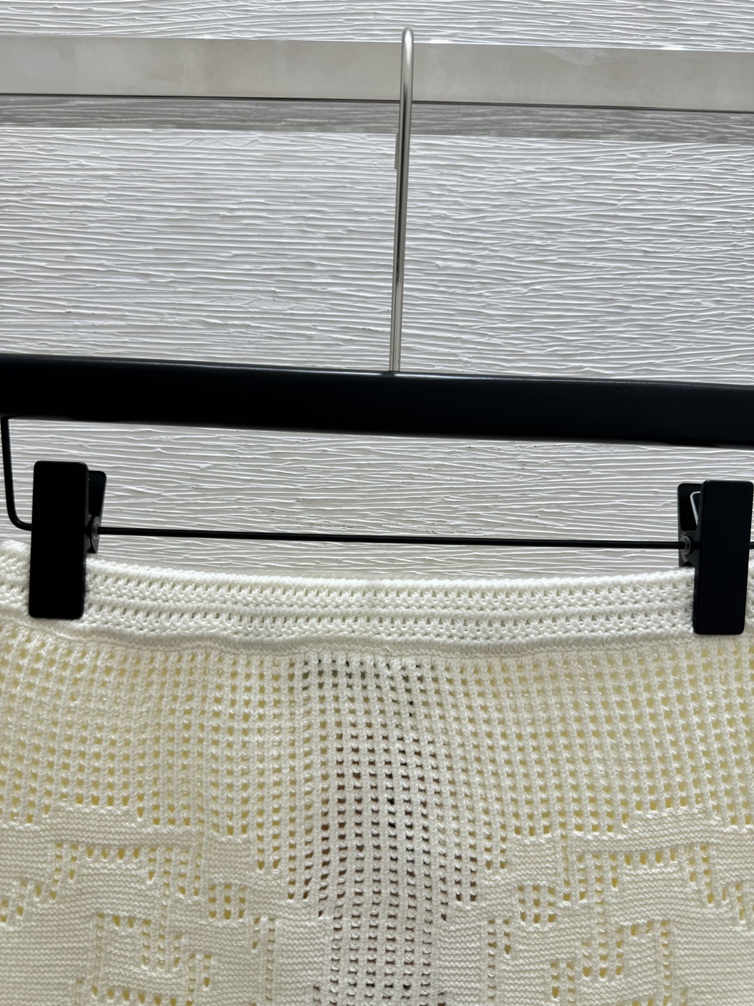 🆕M家🆕 春夏新款 纯色镂空简约针织半裙颜色：白色尺码：36.38.40