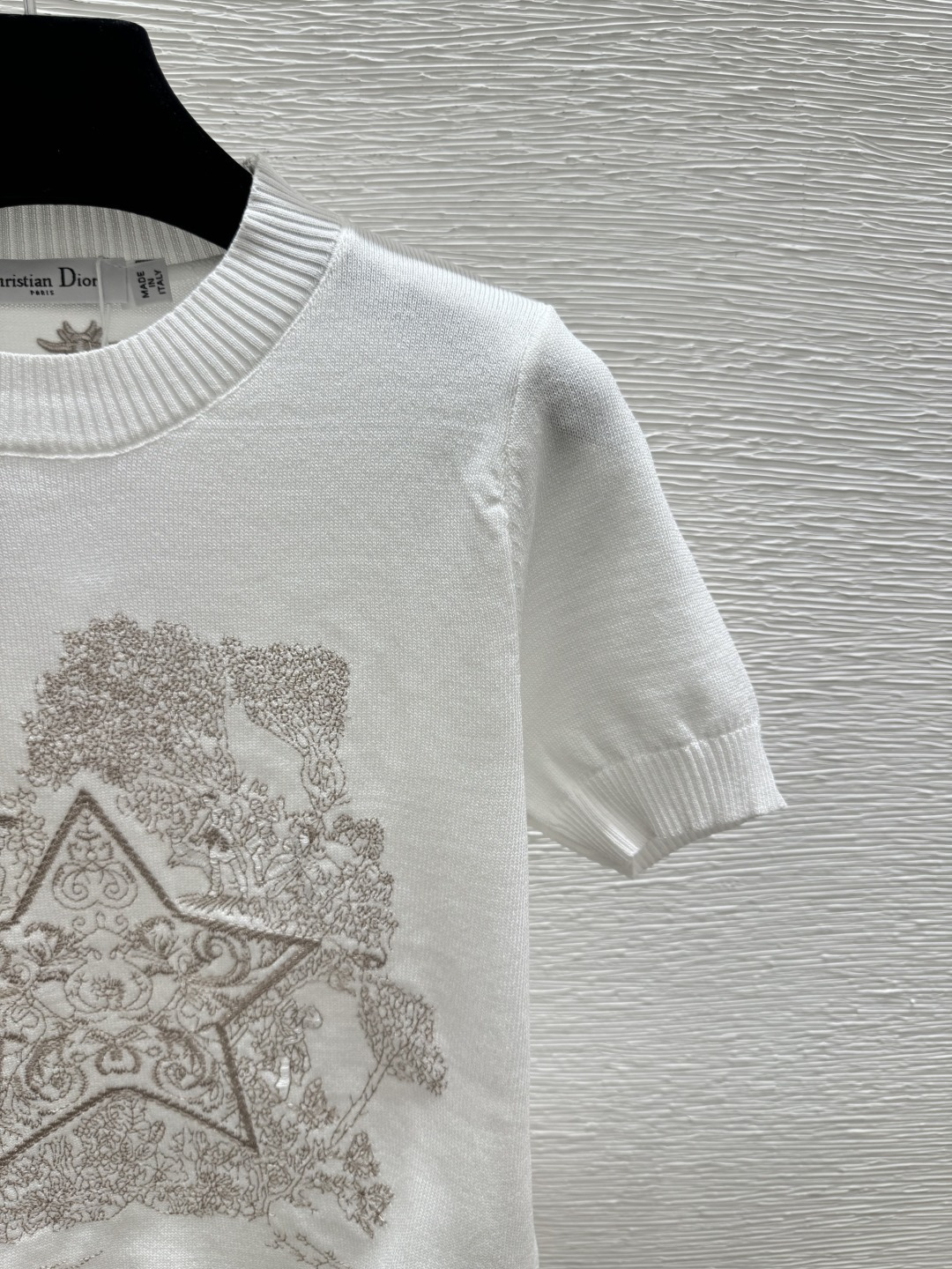 🆕D家🆕 春夏新款 撞色五角星圆领针织短袖颜色：白色 蓝色尺码：36.38.40