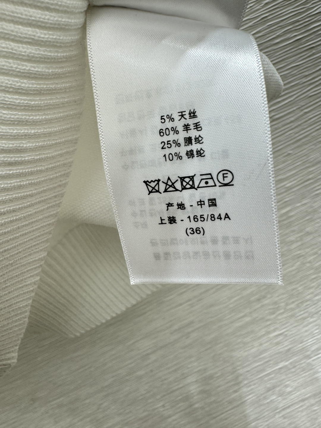 🆕D家🆕 春夏新款 撞色五角星圆领针织短袖颜色：白色 蓝色尺码：36.38.40