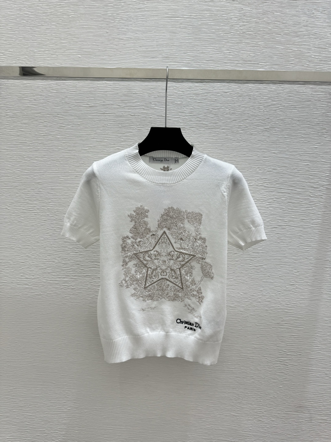 🆕D家🆕 春夏新款 撞色五角星圆领针织短袖颜色：白色 蓝色尺码：36.38.40