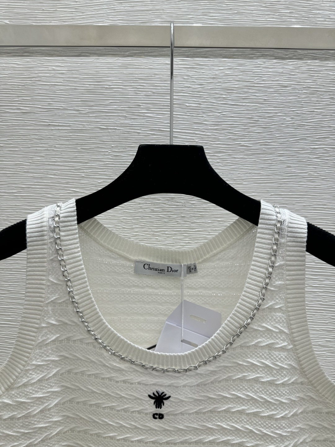 🆕D家🆕 春夏新款 纯色链条圆领针织背心颜色：白色 尺码：36.38.40