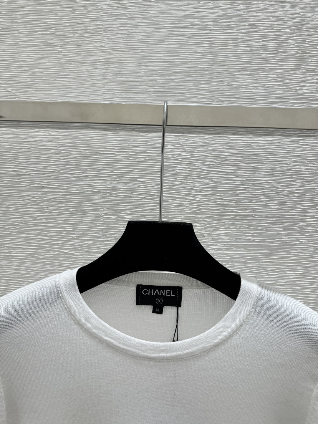 🆕CH家🆕 春夏新款 纯色简约圆领针织短袖颜色：白色 蓝色 黄色尺码：36.38.40