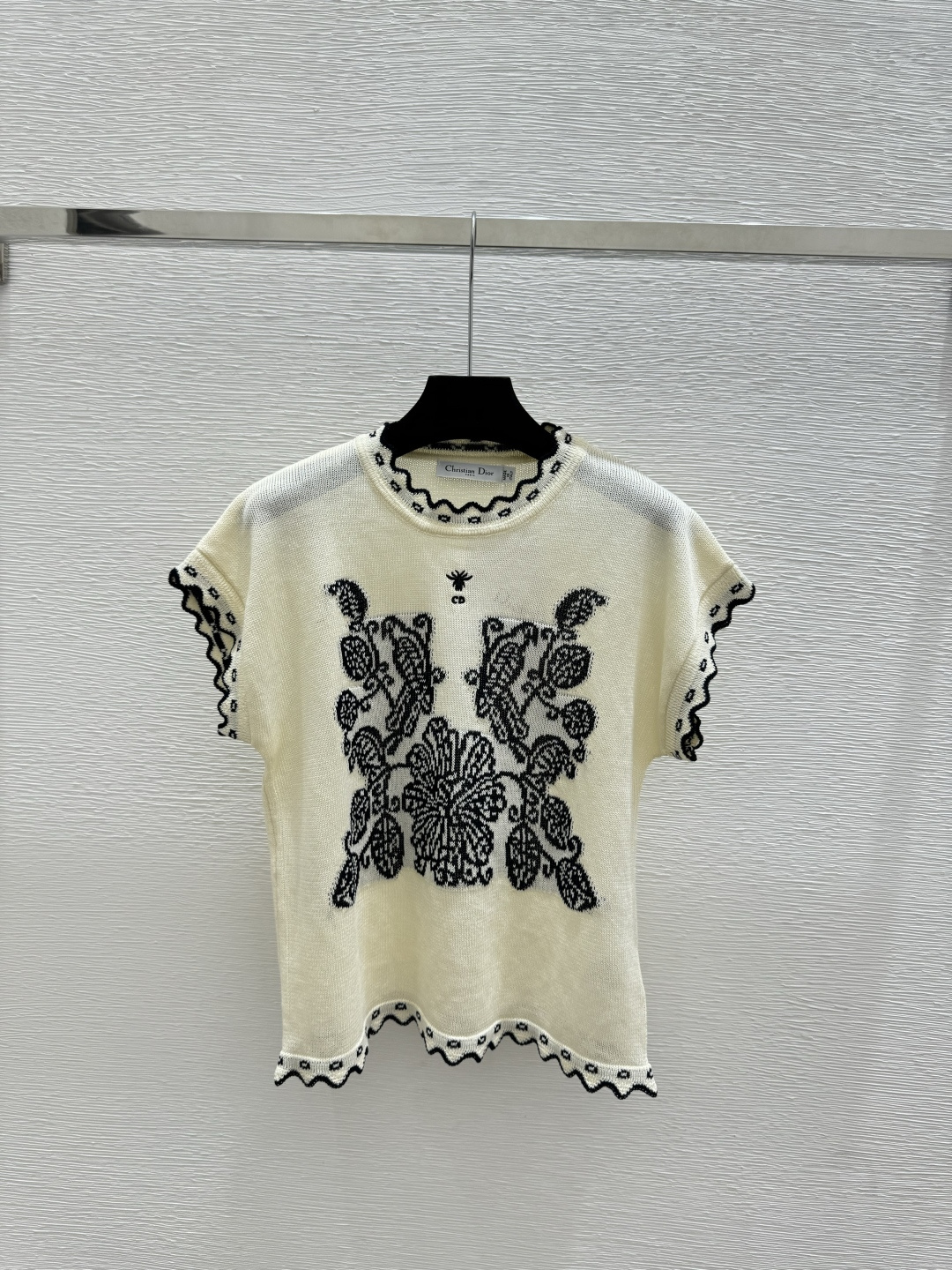 Dior D家 春夏新款 撞色花卉圆领针织短袖