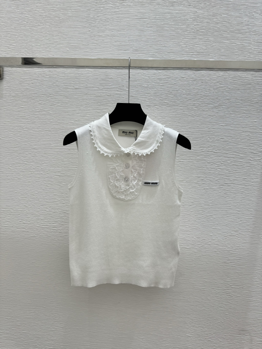 🆕M家🆕 春夏新款 纯色蕾丝花边翻领针织背心颜色：白色 宝蓝尺码：36.38.40