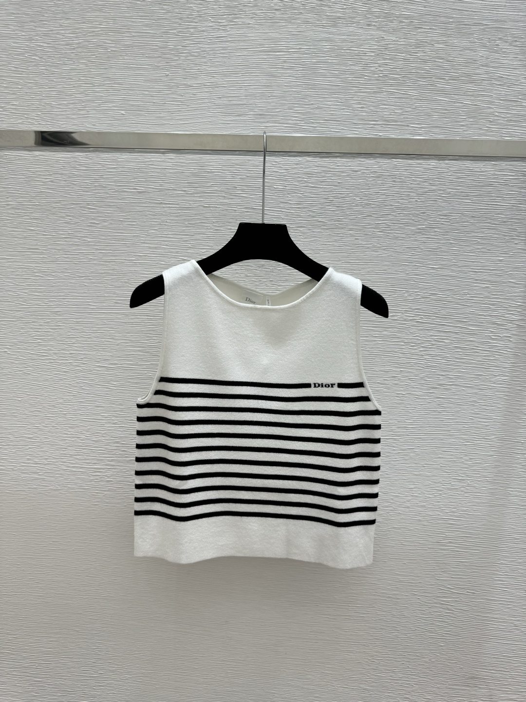 🆕M家🆕 春夏新款 撞色条纹圆领针织背心颜色：白色 粉色 黑色尺码：36.38.40