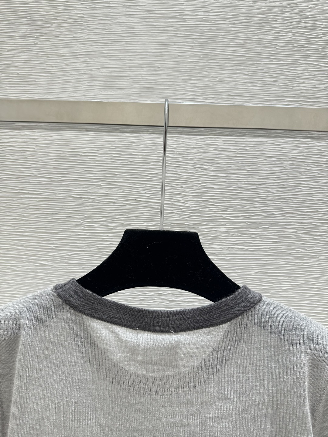 🆕D家🆕 春夏新款 撞色五角星圆领针织短袖颜色：灰色尺码：36.38.40