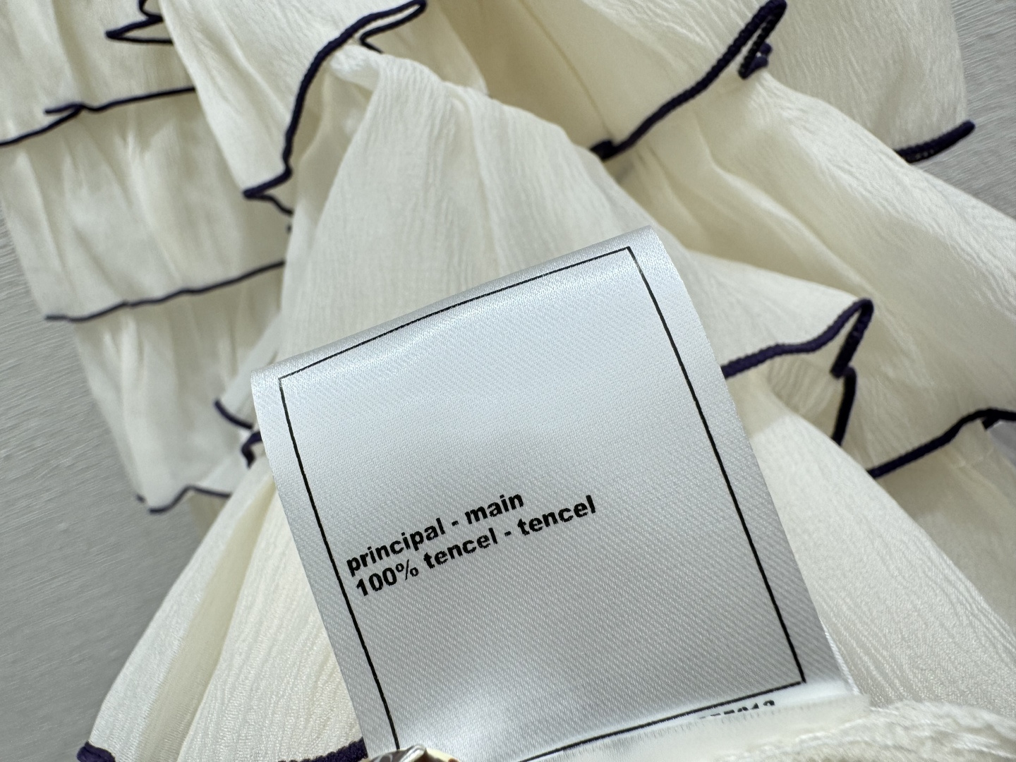 🆕CH家🆕 春夏新款 撞色简约圆领针织短袖裙颜色：紫色 黑色尺码：36.38.40