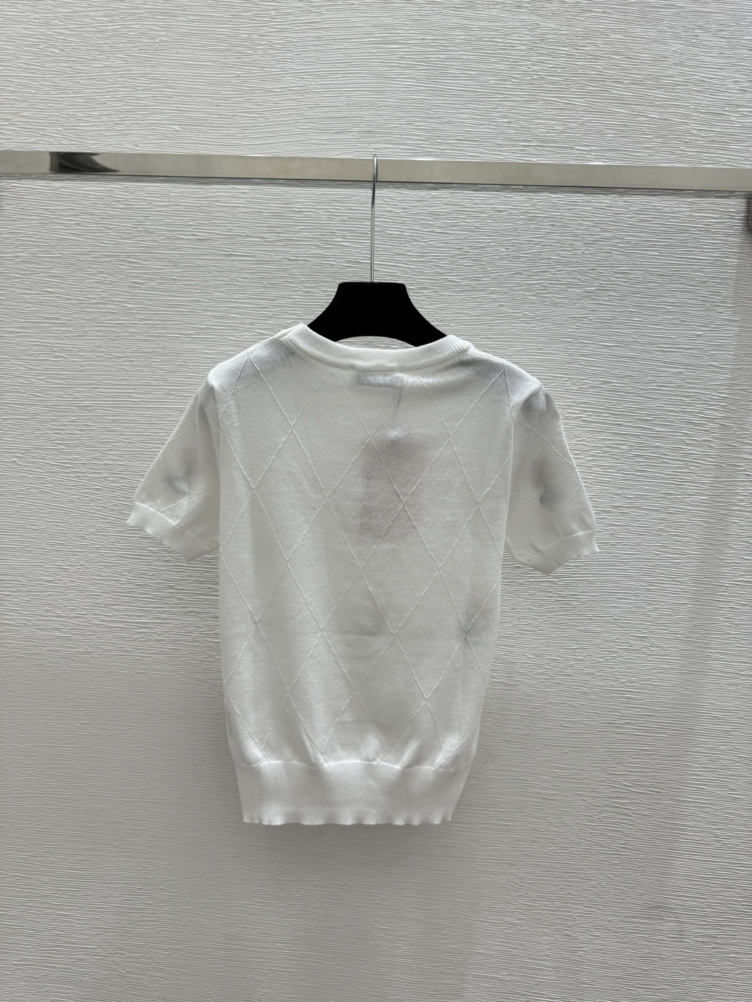 🆕M家🆕 春夏新款 撞色花卉菱格圆领针织短袖颜色：白色 尺码：36.38.40