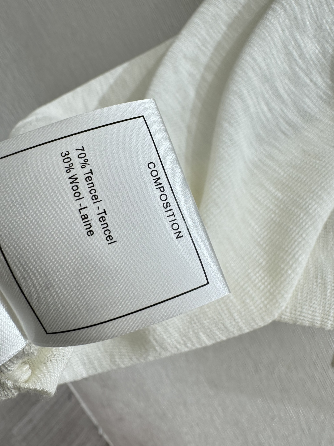 🆕CH家🆕 春夏新款 纯色蕾丝花边圆领针织短袖颜色：白色 黄色 蓝色尺码：36.38.40