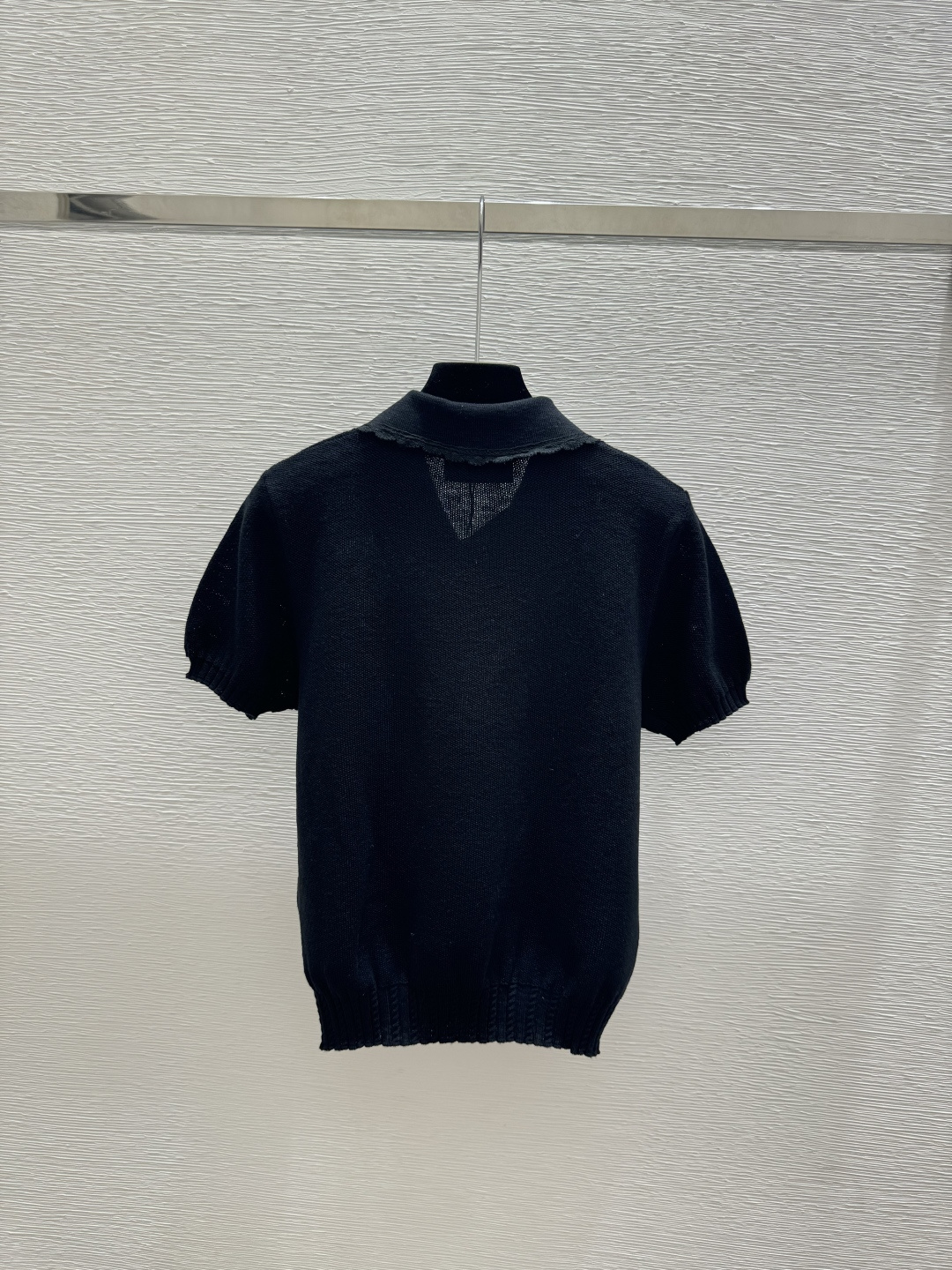 🆕M家🆕 春夏新款 纯色翻领简约针织短袖颜色：灰色 黑色尺码：36.38.40