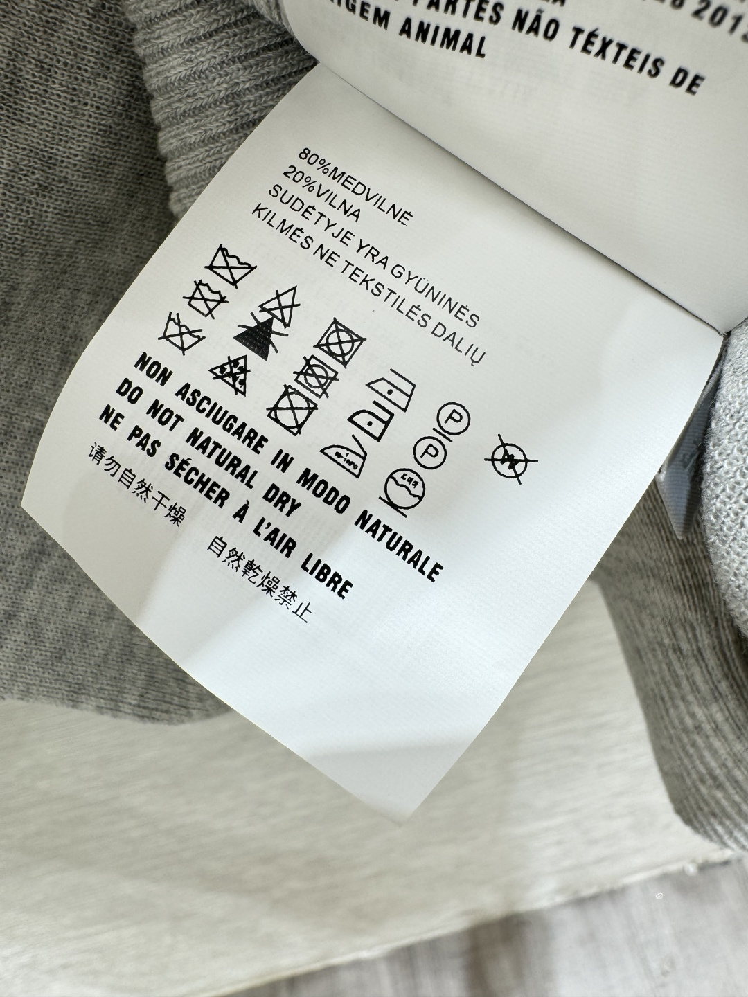 🆕M家🆕 春夏新款 撞色翻领简约针织短袖颜色：灰色 宝蓝尺码：36.38.40