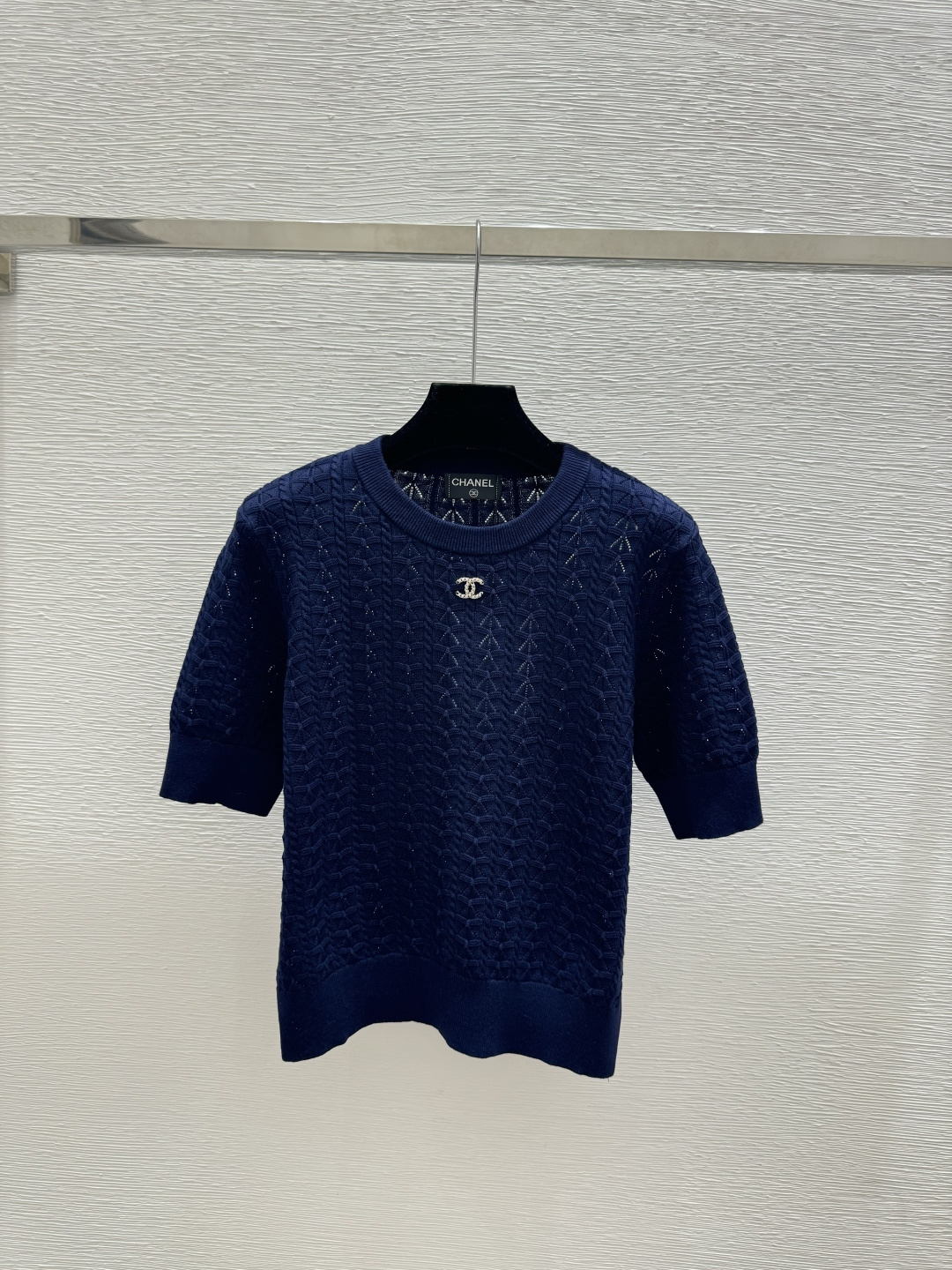 🆕CH家🆕 春夏新款 纯色镂空简约圆领针织短袖颜色：白色 蓝色 宝蓝尺码：36.38.40