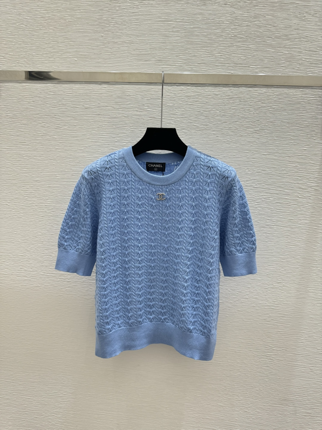 🆕CH家🆕 春夏新款 纯色镂空简约圆领针织短袖颜色：白色 蓝色 宝蓝尺码：36.38.40